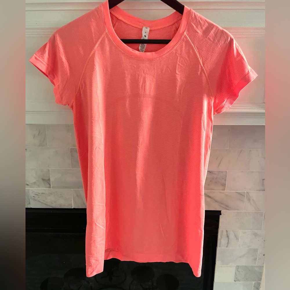 Lululemon Swiftly Tech Top